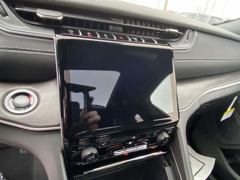 Jeep Grand Cherokee  2025