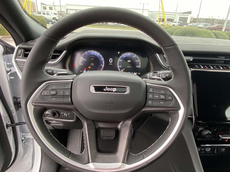 Jeep Grand Cherokee  2025