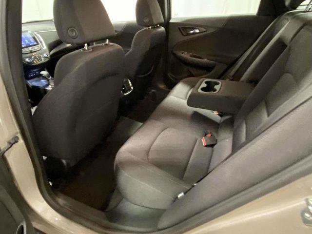 Chevrolet Malibu  2023