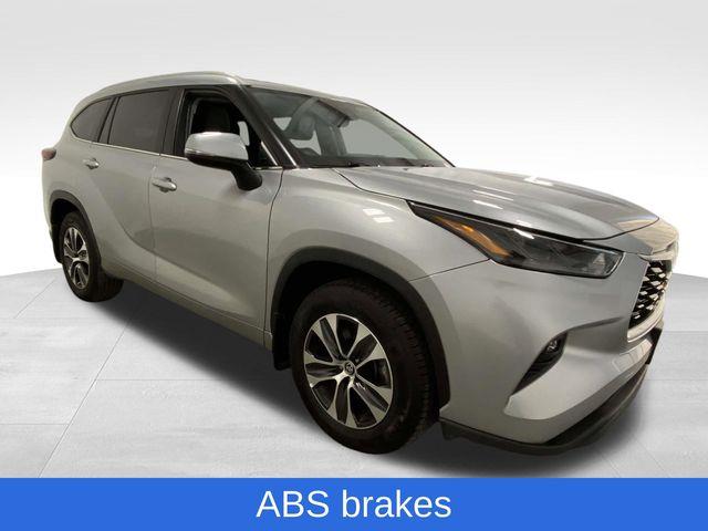 Toyota Highlander  2024