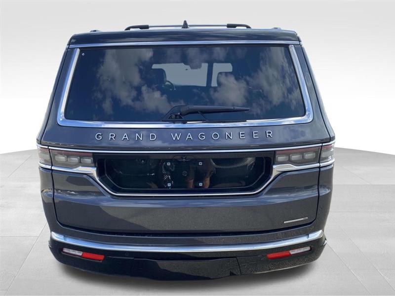 Jeep Grand Wagoneer  2024