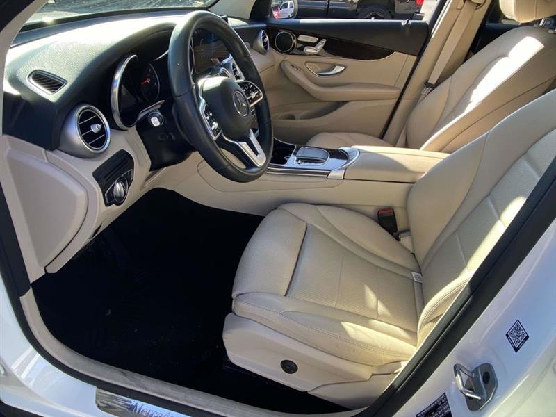 Mercedes-Benz GLC-Class  2021