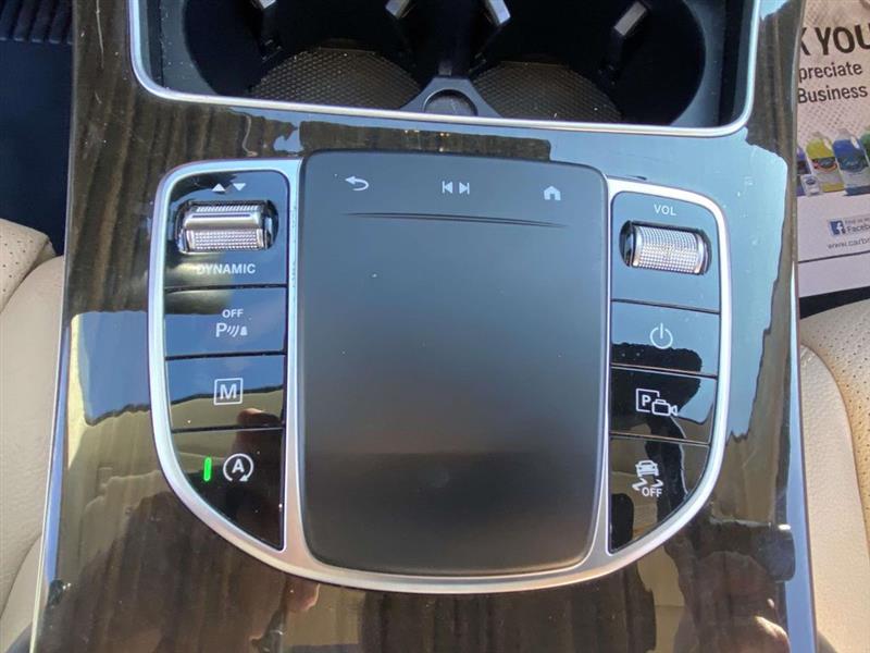 Mercedes-Benz GLC-Class  2021