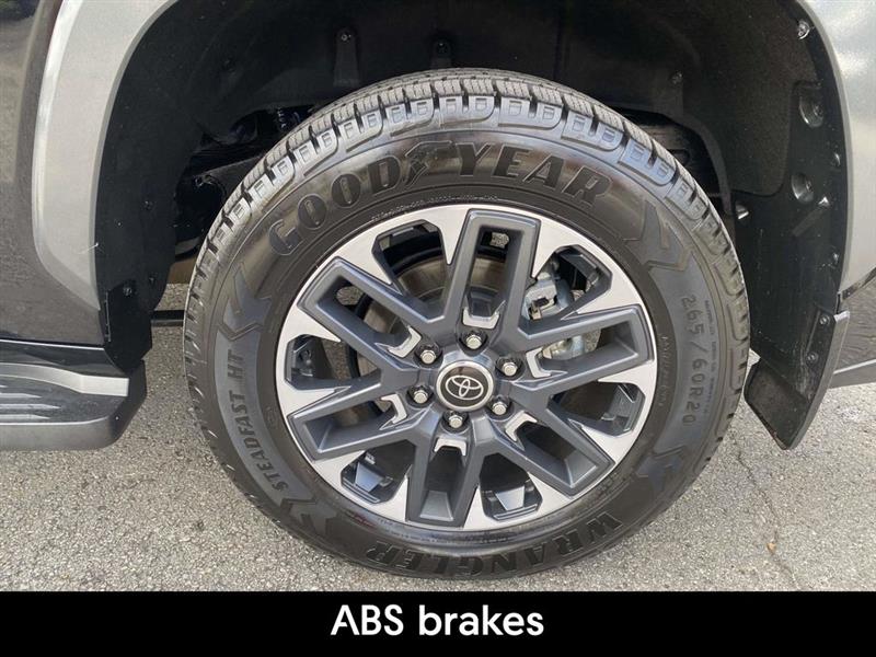 Toyota Sequoia  2024