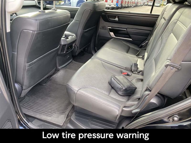 Toyota Sequoia  2024