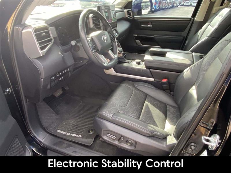 Toyota Sequoia  2024