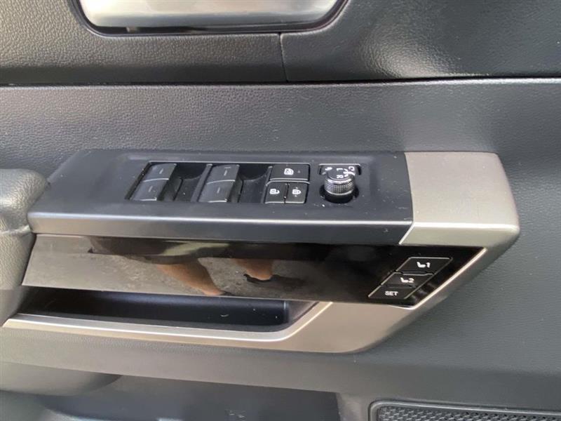 Toyota Sequoia  2024