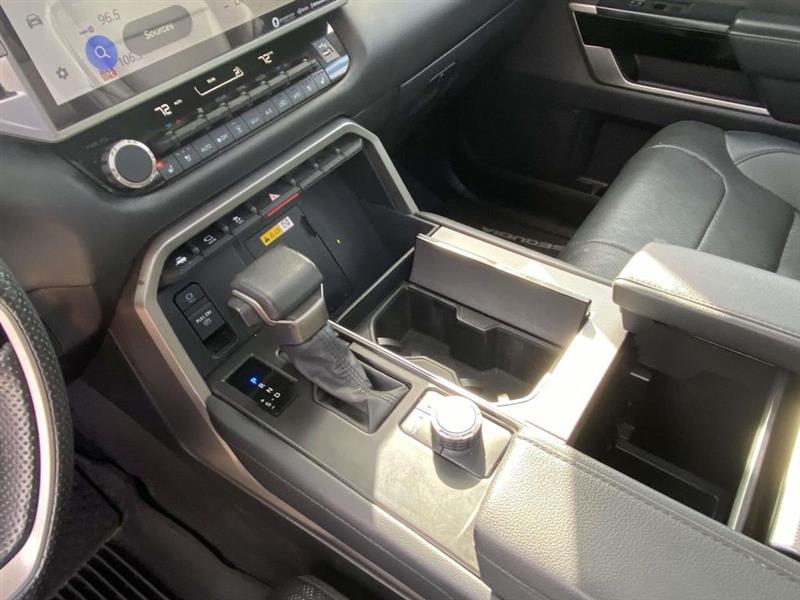 Toyota Sequoia  2024