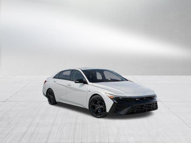 Hyundai Elantra  2026