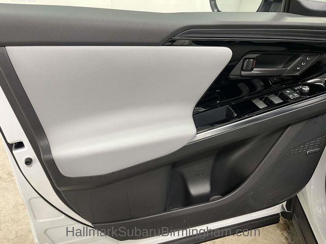 Subaru Solterra  2023