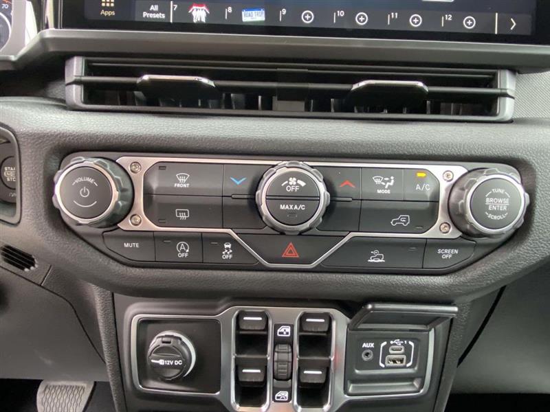 Jeep Gladiator  2026