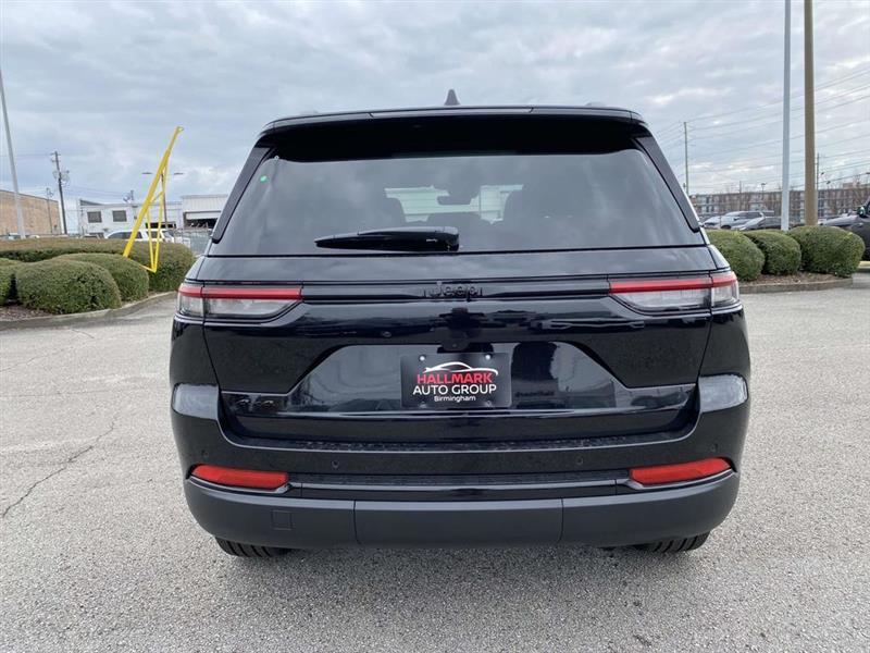 Jeep Grand Cherokee  2025