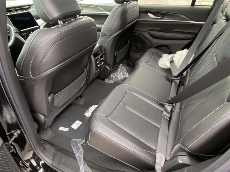 Jeep Grand Cherokee  2025