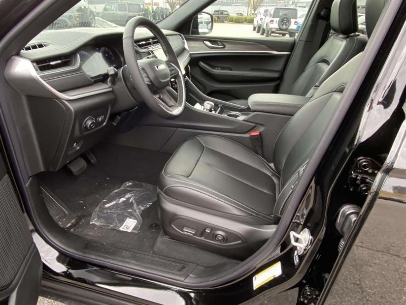 Jeep Grand Cherokee  2025