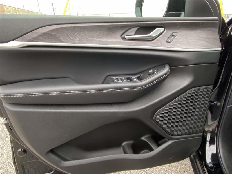 Jeep Grand Cherokee  2025