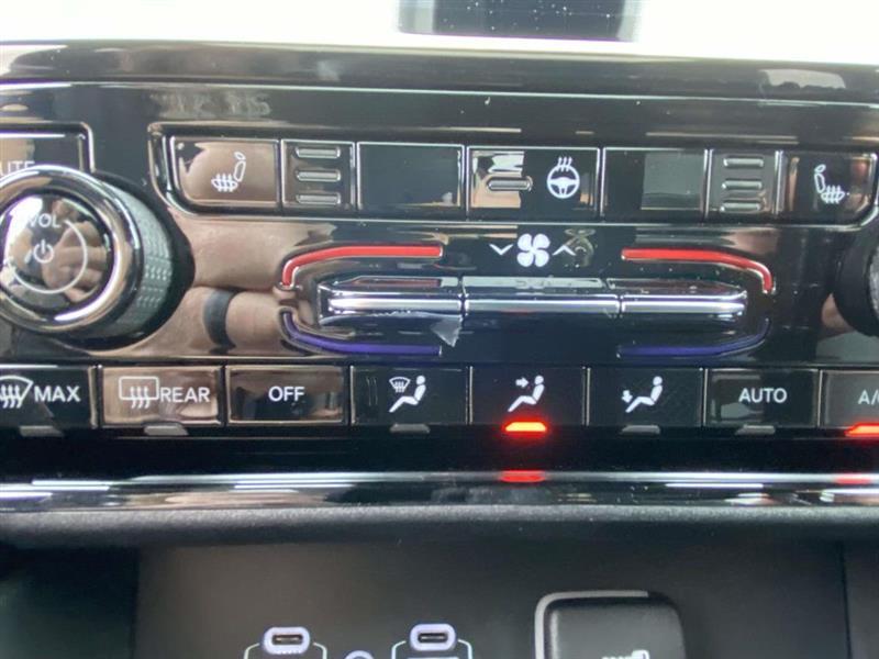 Jeep Grand Cherokee  2025