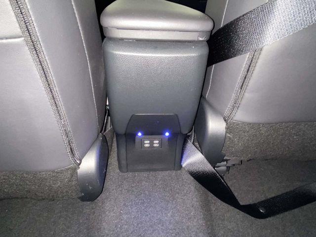 Toyota Prius  2024