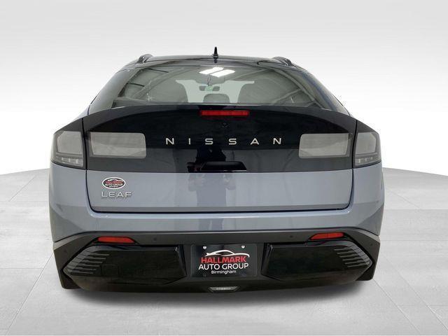 Nissan Leaf  2026