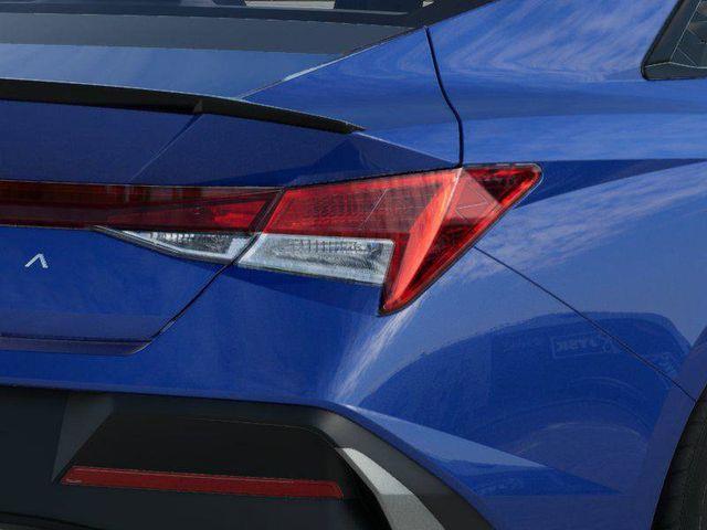 Hyundai Elantra  2026