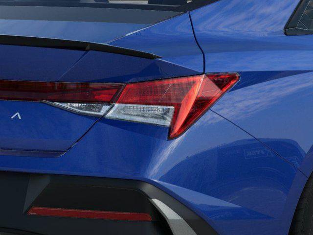 Hyundai Elantra  2026