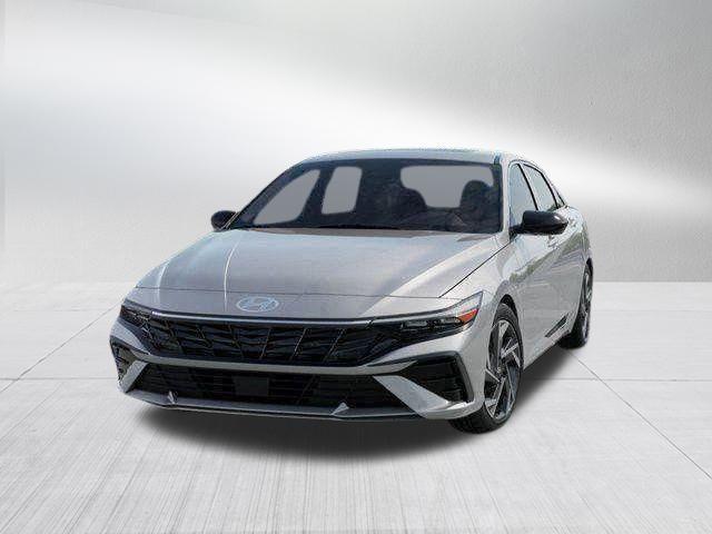 Hyundai Elantra  2026