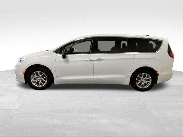 Chrysler Pacifica  2024