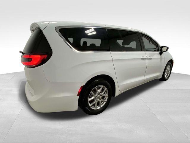 Chrysler Pacifica  2024