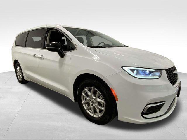 Chrysler Pacifica  2024