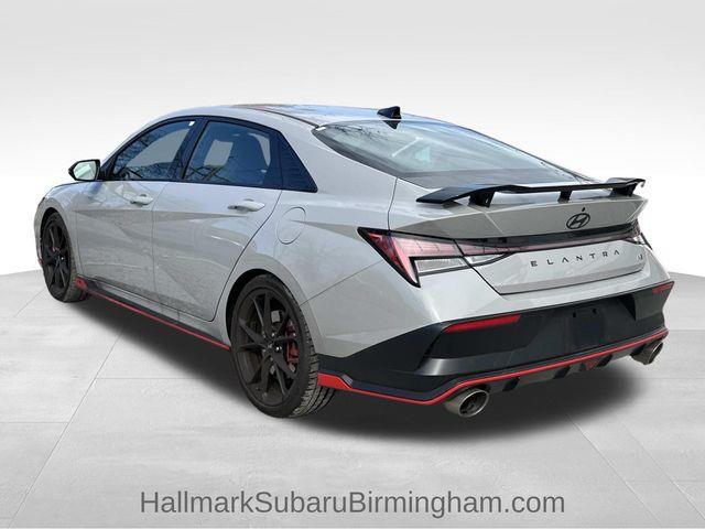 Hyundai Elantra  2025