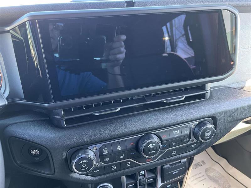 Jeep Wrangler  2026