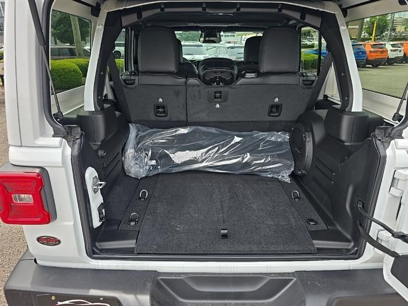 Jeep Wrangler  2026