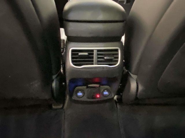 Hyundai Santa Fe Hybrid  2023