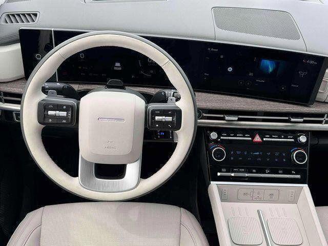 Hyundai Santa Fe Hybrid  2026