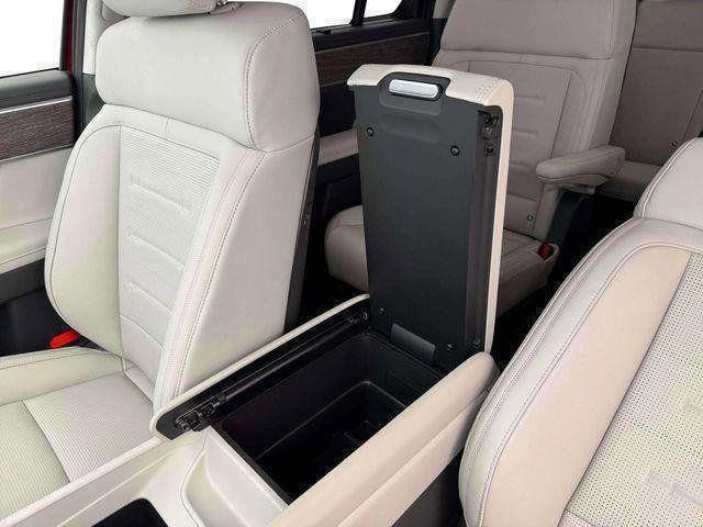 Hyundai Santa Fe Hybrid  2026