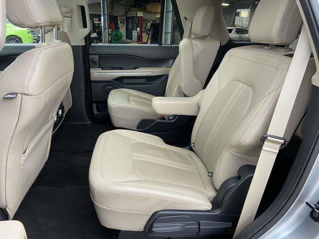 Ford Expedition  2023