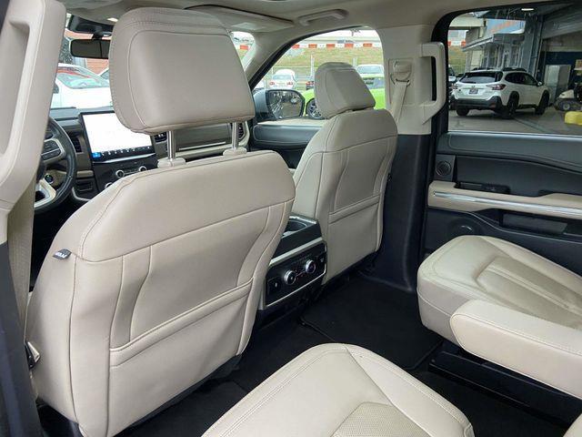 Ford Expedition  2023