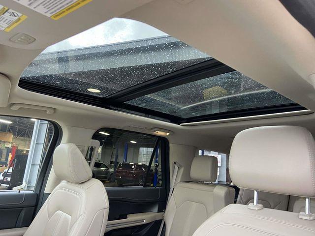 Ford Expedition  2023