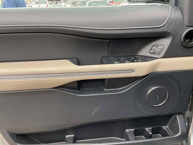 Ford Expedition  2023