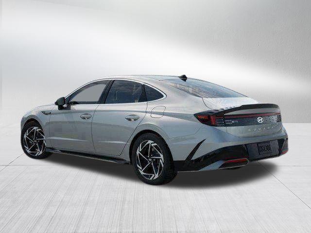 Hyundai Sonata  2026
