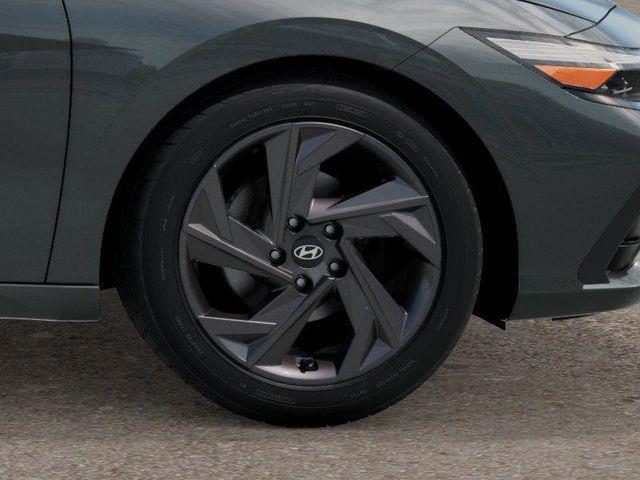 Hyundai Elantra  2026