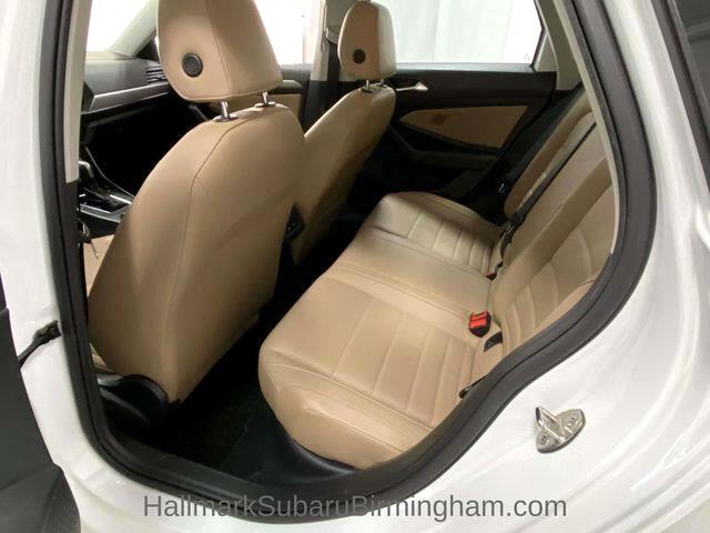 Volkswagen Jetta  2021