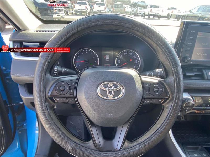 Toyota RAV4  2021