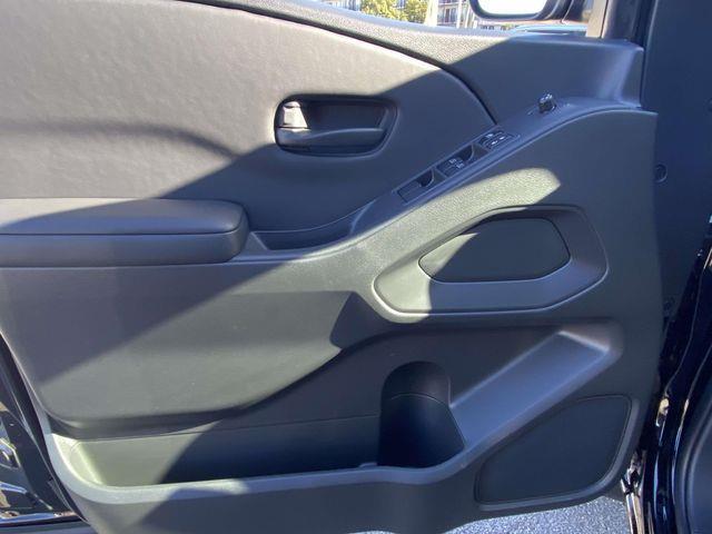 Nissan Frontier  2026