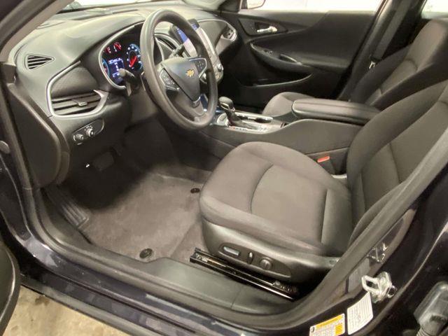 Chevrolet Malibu  2023