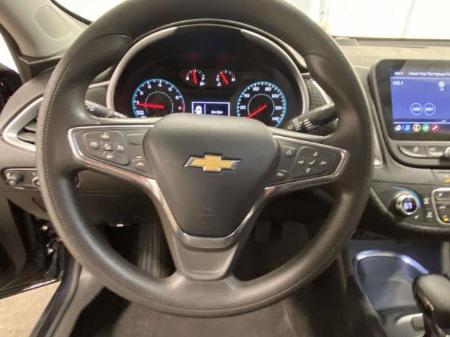 Chevrolet Malibu  2023