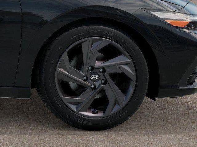 Hyundai Elantra  2026