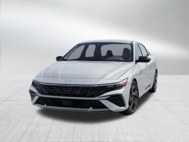 Hyundai Elantra  2026