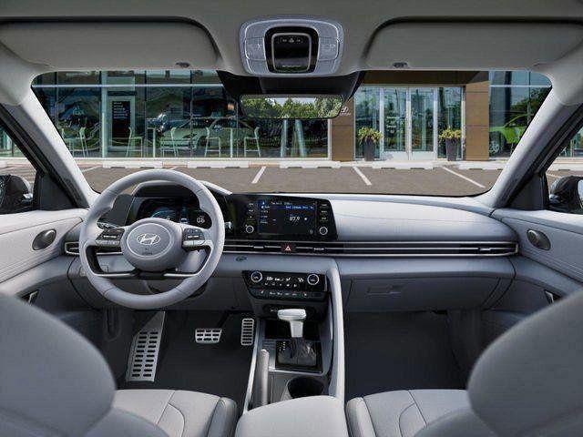 Hyundai Elantra  2026