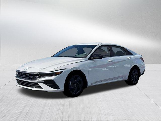 Hyundai Elantra  2026