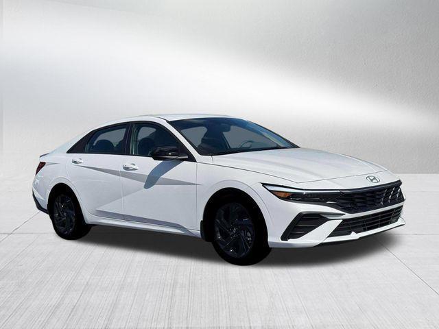 Hyundai Elantra  2026